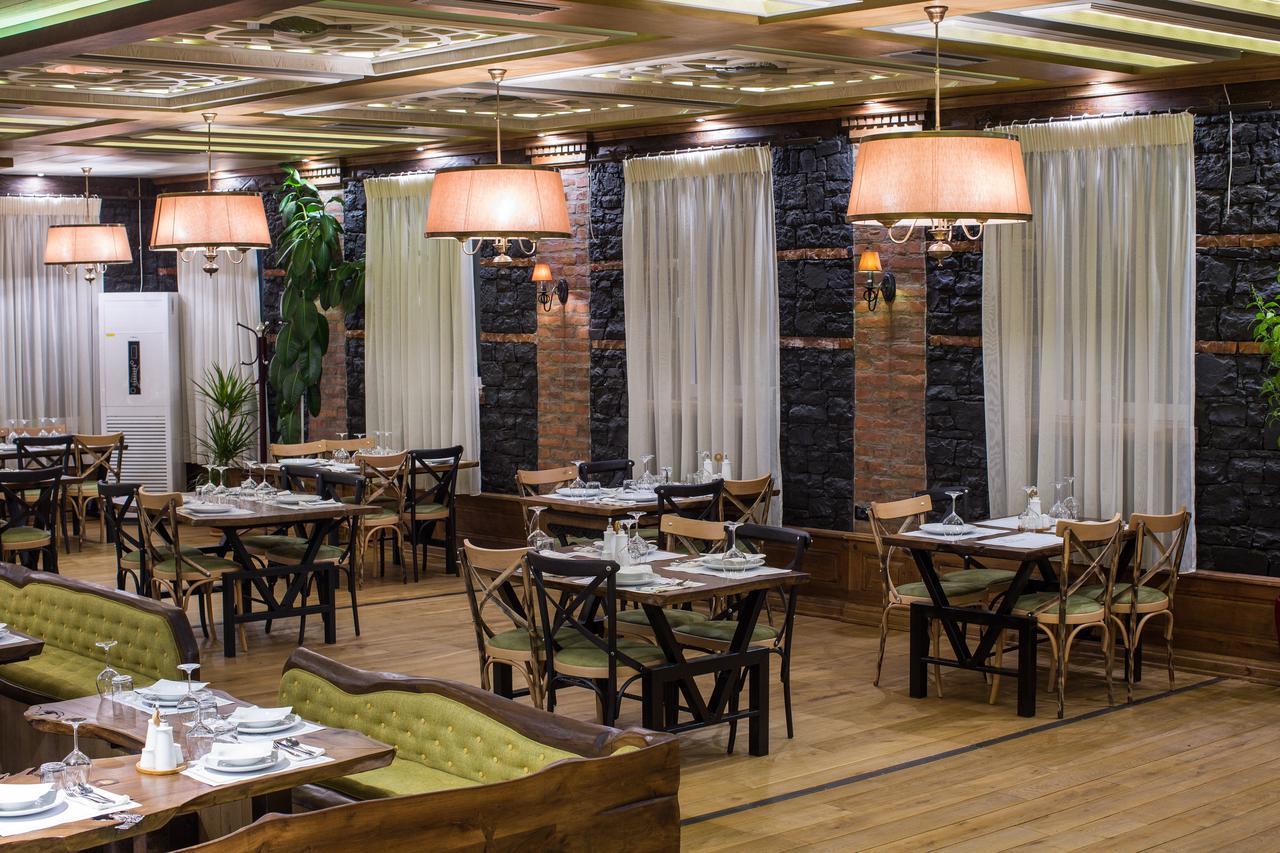 "L'Art De Vivre" Resort Korce Værelse billede