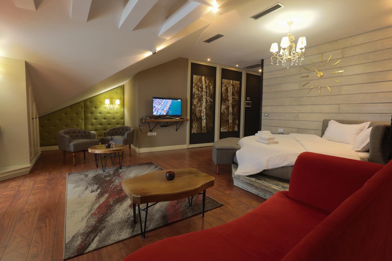 "L'Art De Vivre" Resort Korce Eksteriør billede