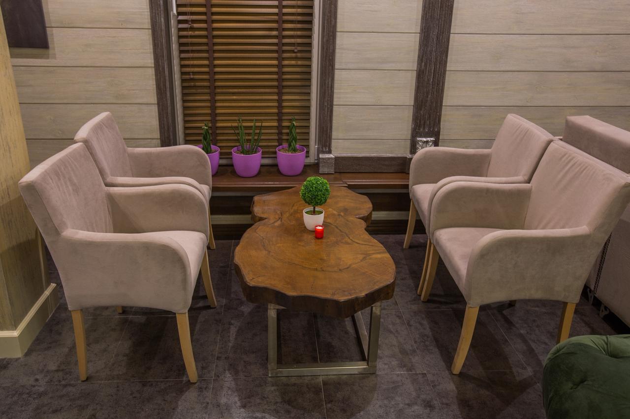 "L'Art De Vivre" Resort Korce Værelse billede