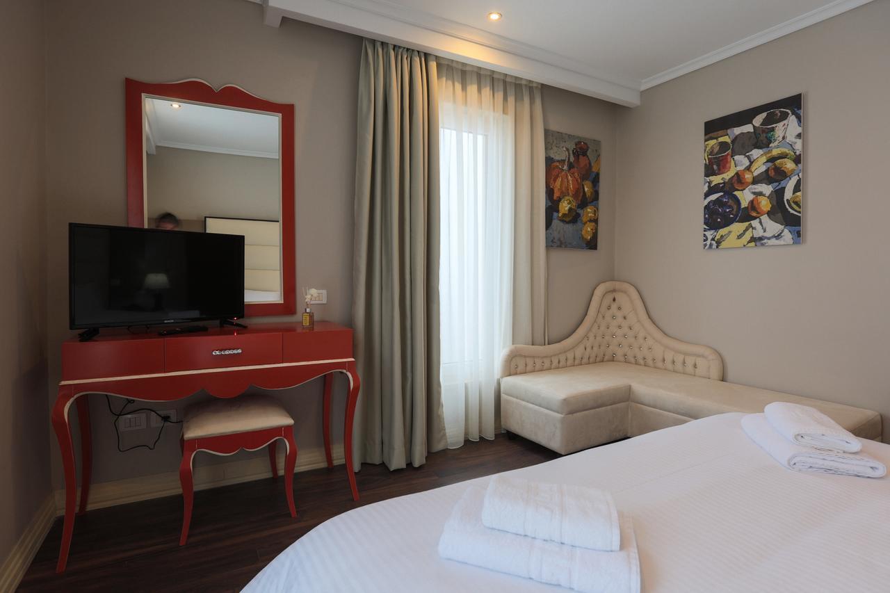 "L'Art De Vivre" Resort Korce Eksteriør billede