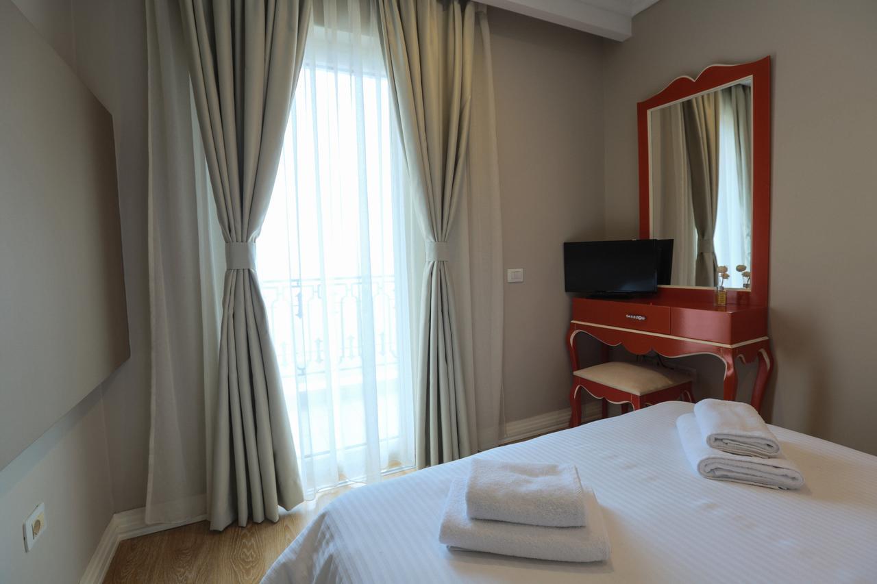 "L'Art De Vivre" Resort Korce Eksteriør billede