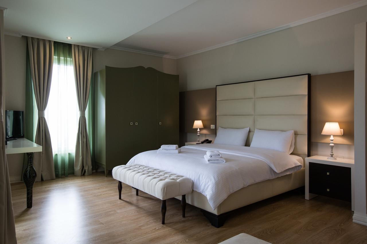 "L'Art De Vivre" Resort Korce Eksteriør billede