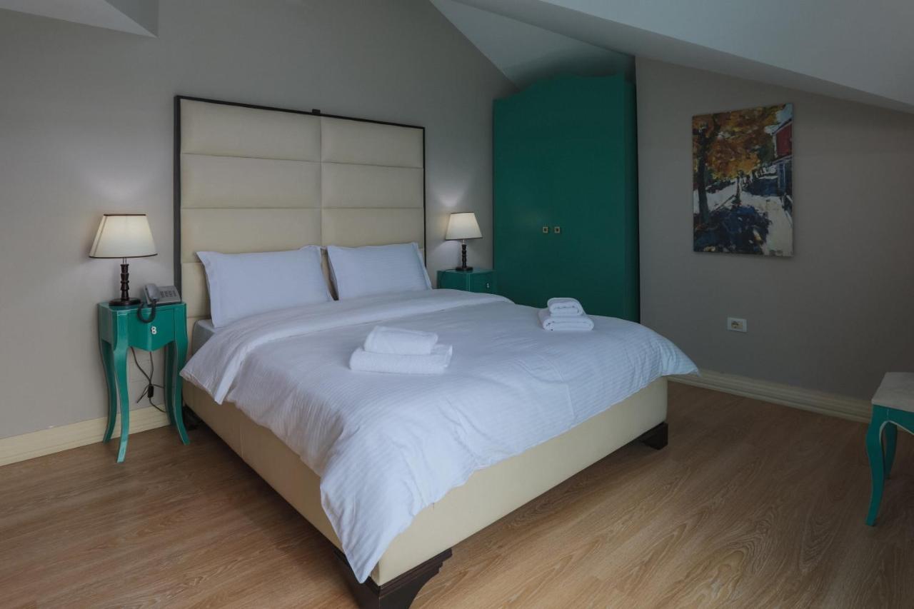"L'Art De Vivre" Resort Korce Eksteriør billede
